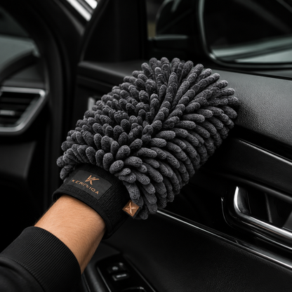 Keriviqa Microfiber Detailing Mitt for car interior cleaning in use